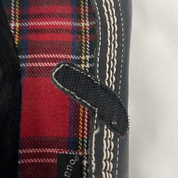 Ellemenno | Size 3 Girls (US) Plaid and Black Mary Janes - Picture 5 of 13